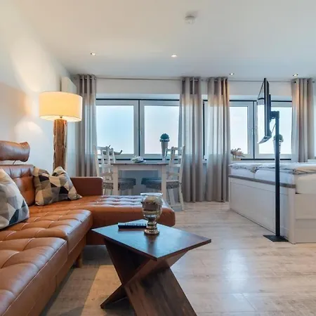Strandhotel-heiligenhafen-wohnung-223-nordlicht-typ-ii Апартаменты 3*